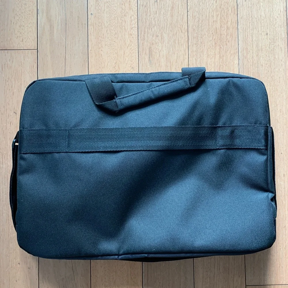 Dell Essential Brief Case / Laptop Bag